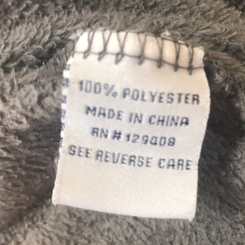 Furry jacket - Picture 3 of 3